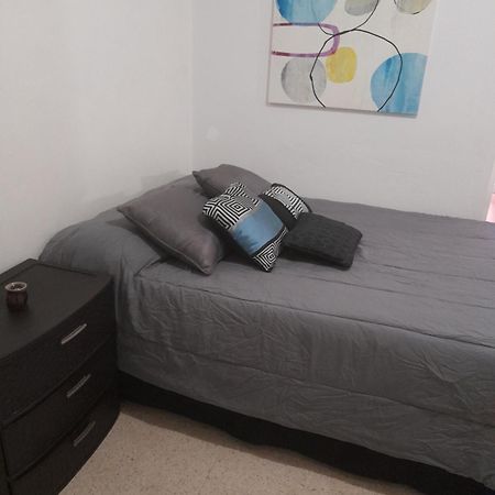 Hermoso Apartamento Frente Aeropuerto De Isla Verde San Juan Eksteriør bilde
